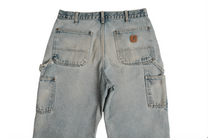 Vintage Carhartt Jeans • 32 mens / 30 wmns