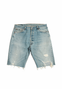 Vintage Levi’s Cutoffs • 33 mens / 31 wmns