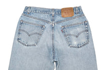 Vintage Levi’s • 30 mens / 28 wmns