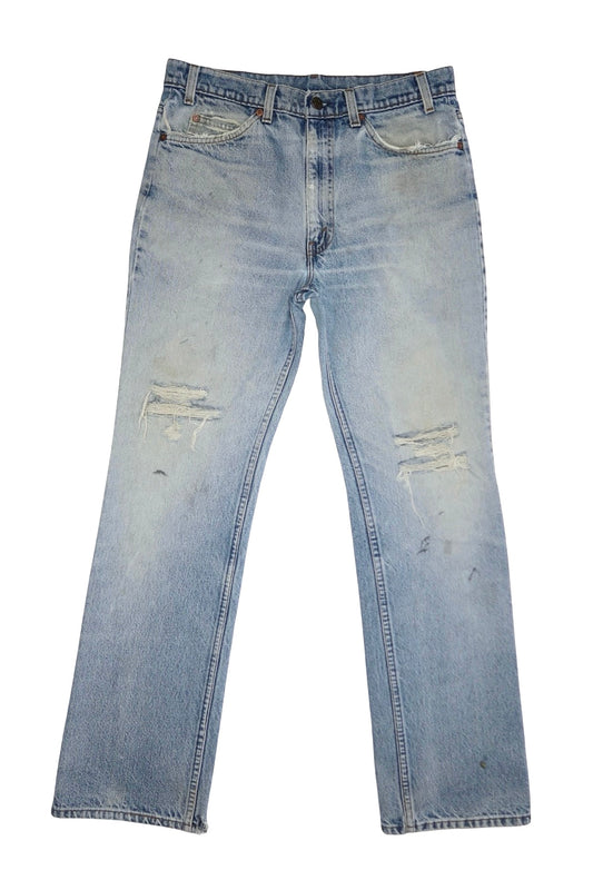 Vintage Levi’s • 31 mens / 29 wmns
