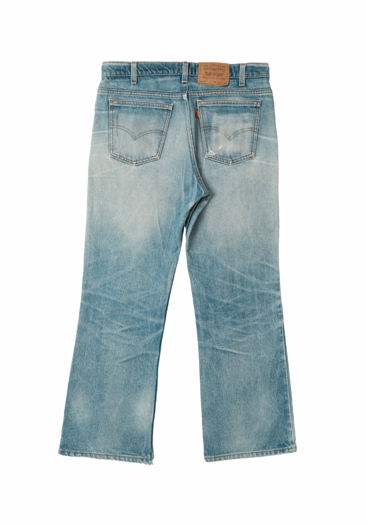 Vintage Levi’s • 34 mens / 32 wmns