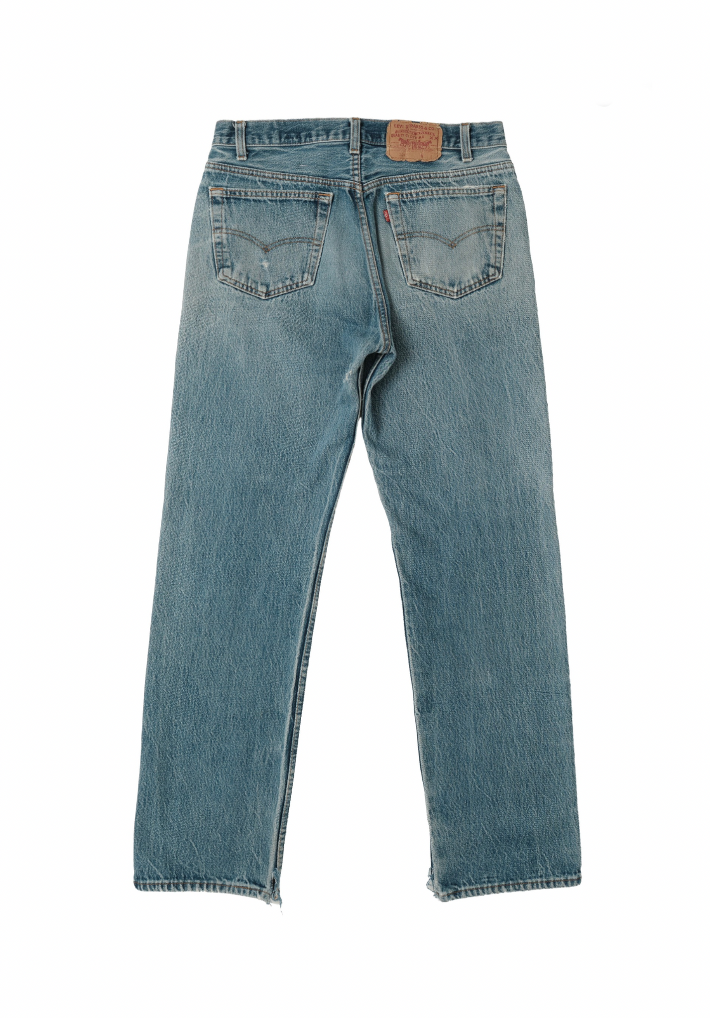 Vintage Levi’s • 31 mens / 29 wmns