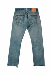 Vintage Levi’s • 31 mens / 29 wmns
