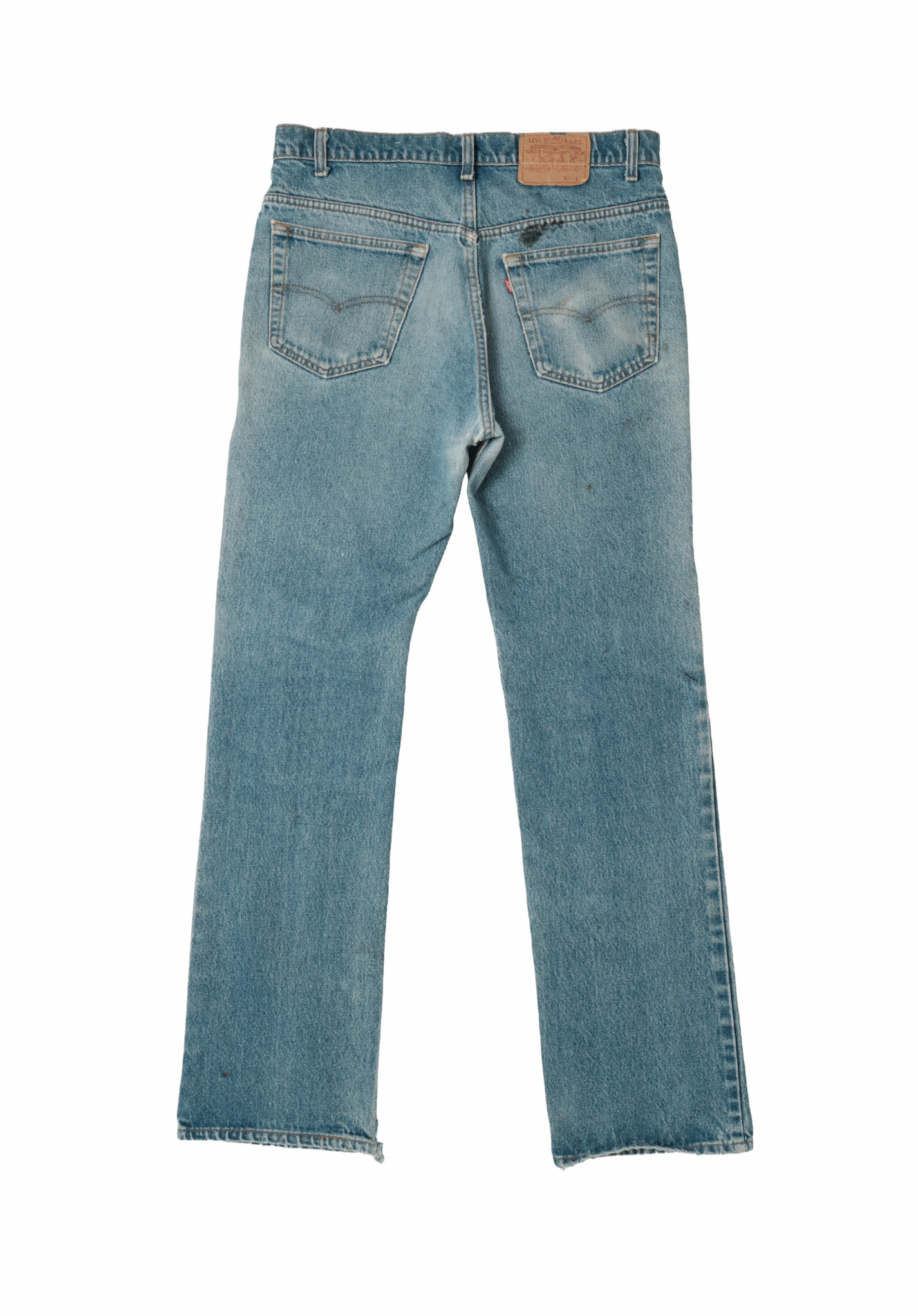 Vintage Levi’s • 33 mens / 31 wmns