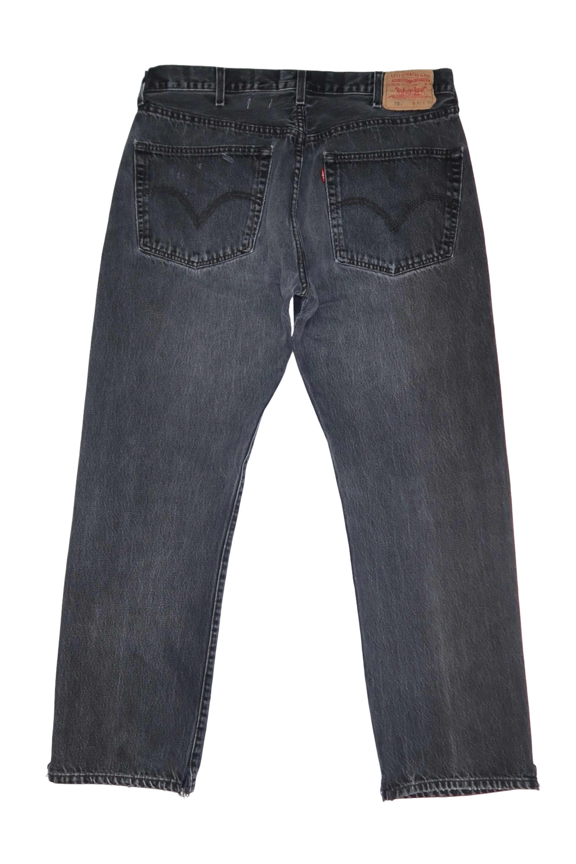 Vintage Levi’s • 34 mens / 32 wmns