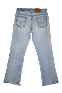 Vintage Levi’s • 32 mens / 30 wmns