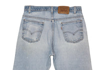 Vintage Levi’s • 32 mens / 30 wmns