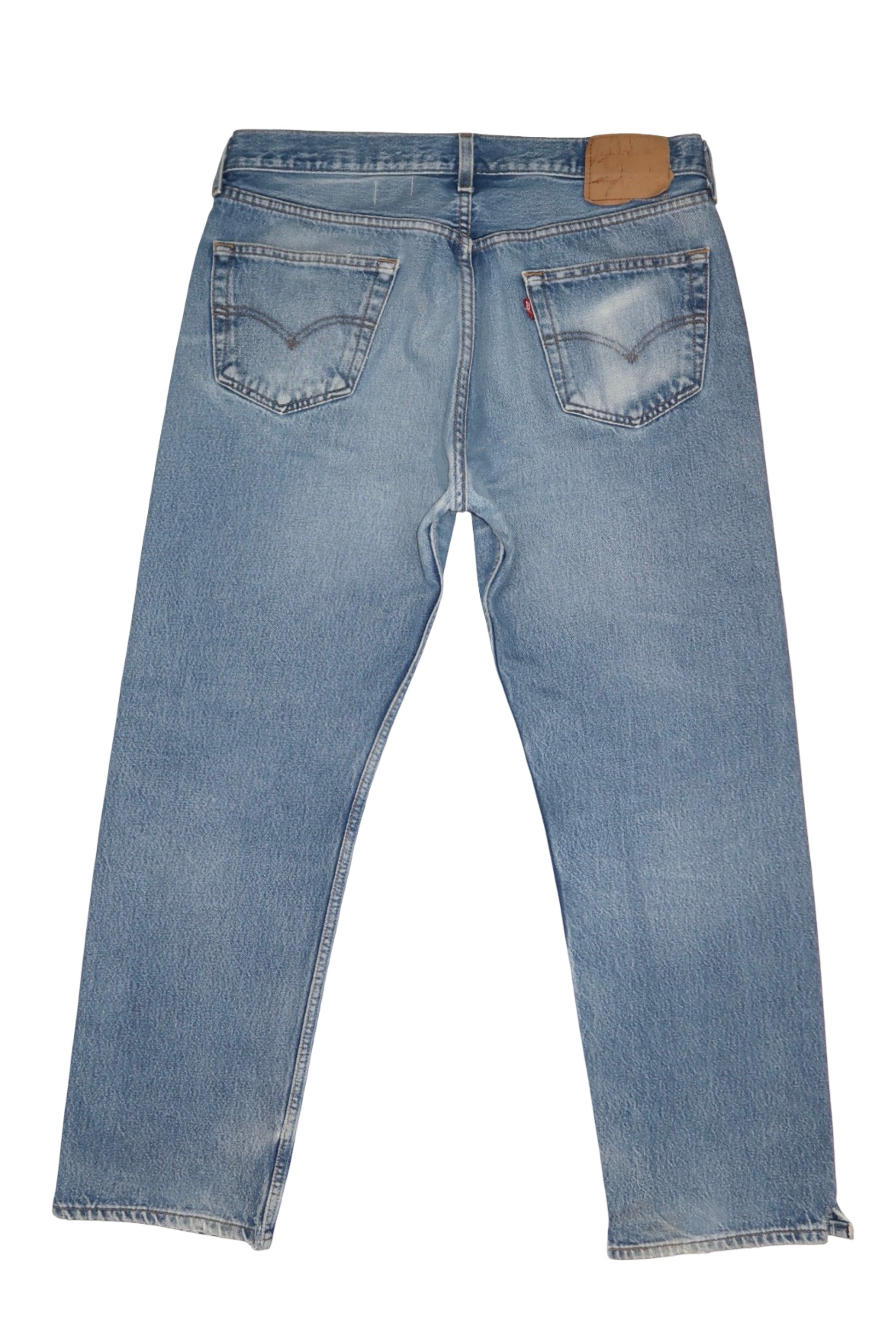 Vintage Levi’s • 33 mens / 31 wmns