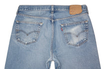 Vintage Levi’s • 33 mens / 31 wmns