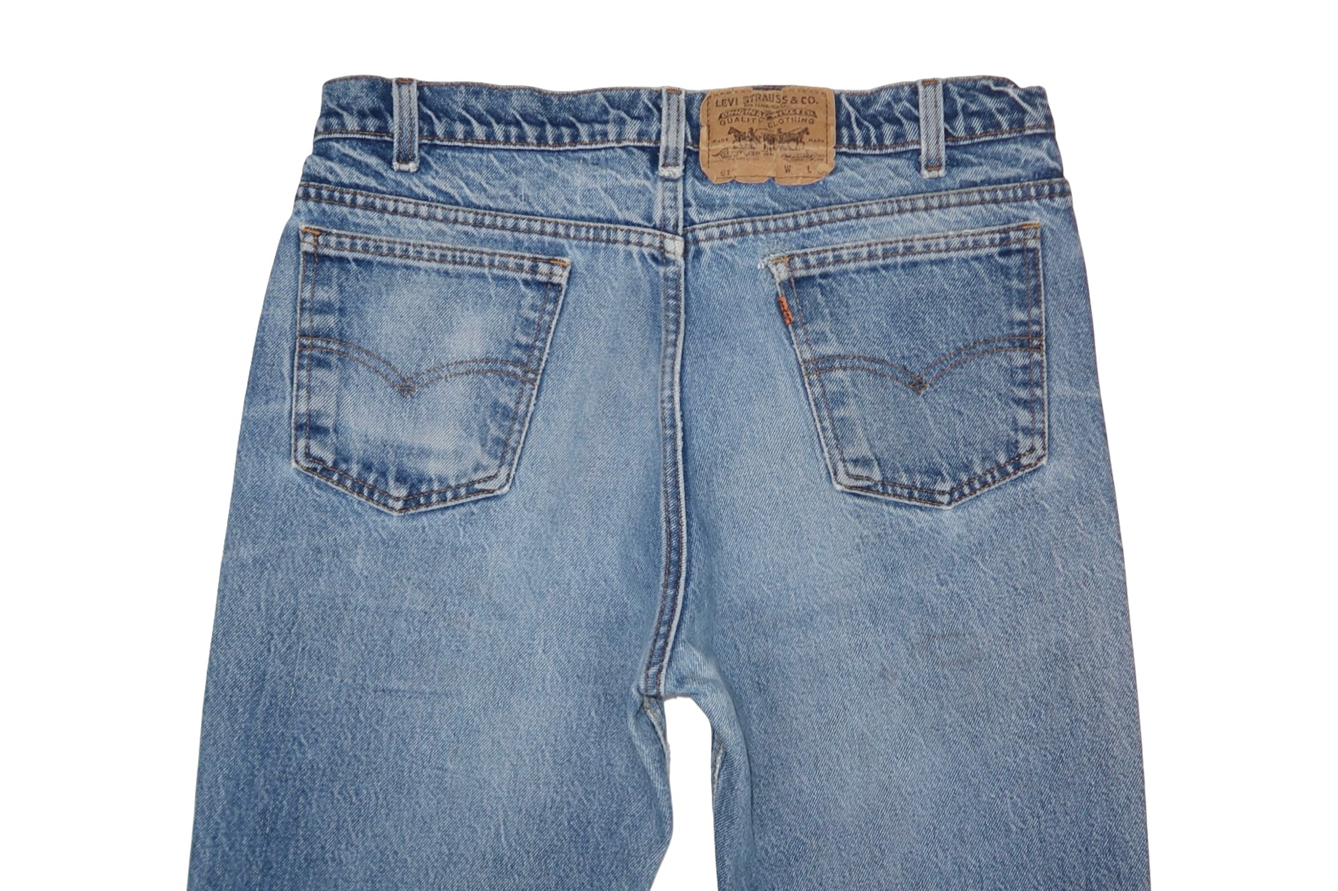 Vintage Levi’s • 31 mens / 29 wmns