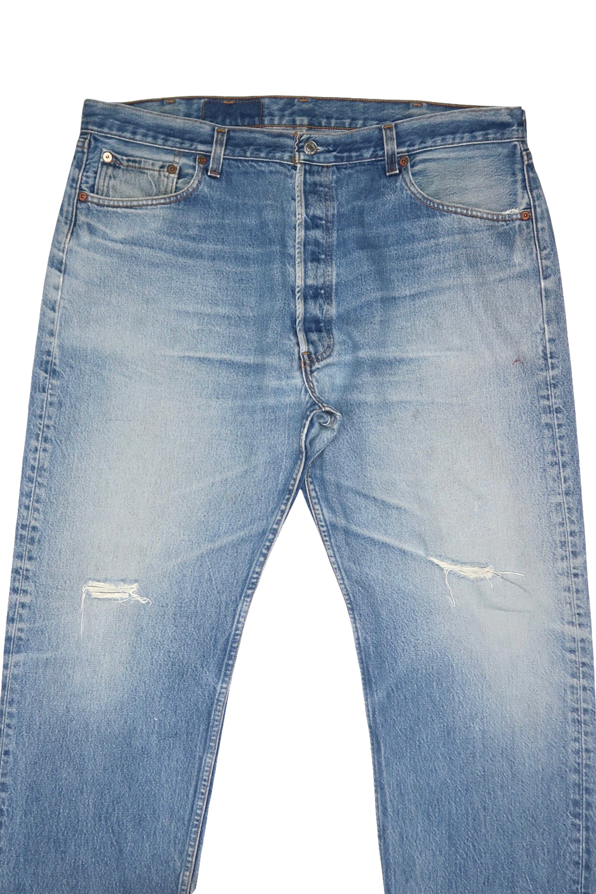 Vintage Levi’s • 38 mens / 36 wmns