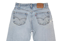 Vintage Levi’s • 32 mens / 30 wmns