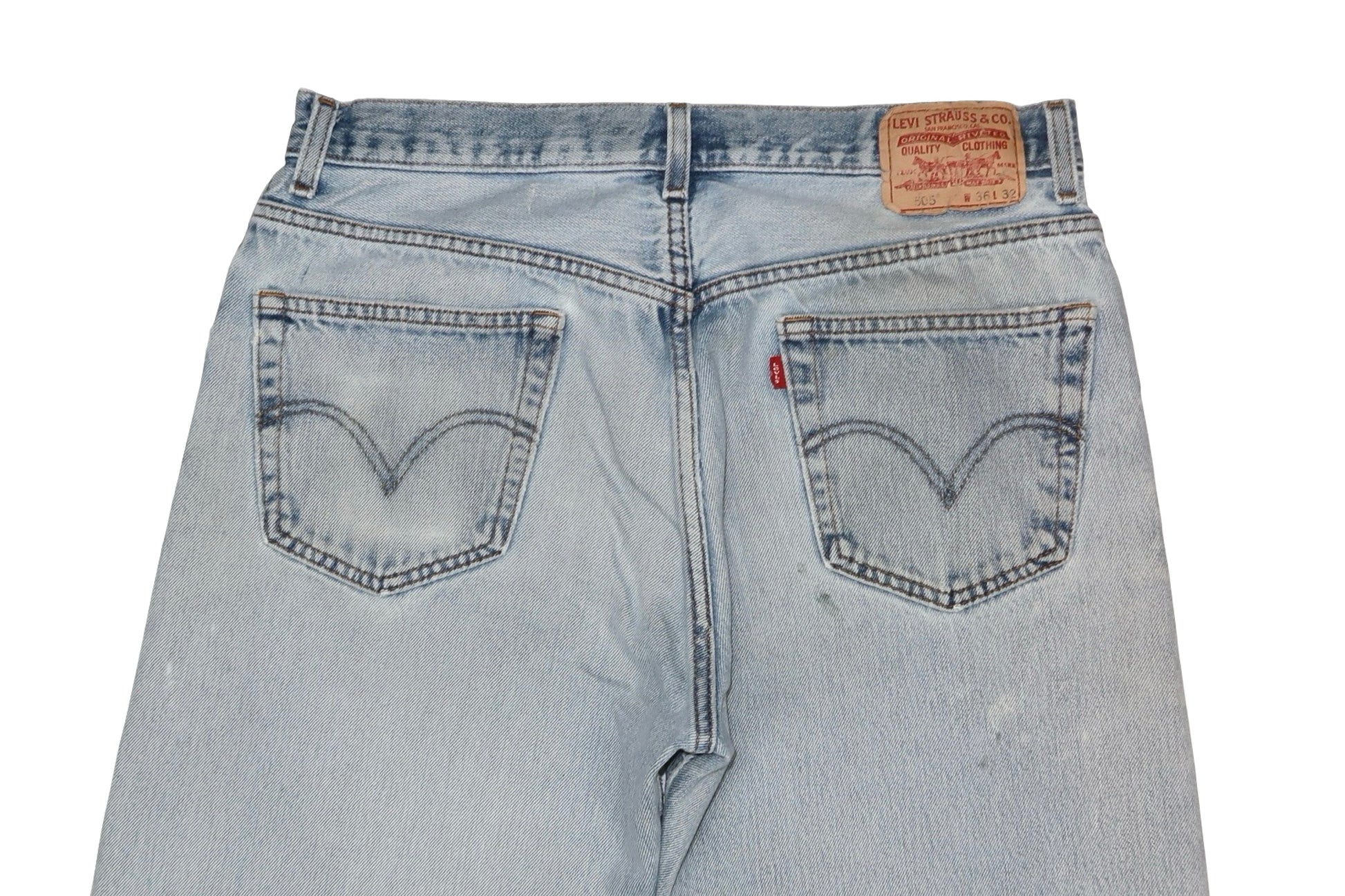 Vintage Levi’s • 34 mens / 32 wmns